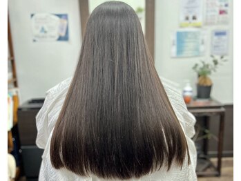 スワロウテイル Swallowtailの写真/縮毛矯正で理想の髪へ！雨にも負けないサラサラストレートを期間限定クーポンでお得に体験♪
