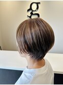 ショートボブ