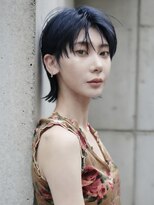 キャロルガーデンズ ボコカ 表参道(Carroll Gardens bococa)&nbsp;ブルーブラック ブリーチカラー 青色 毛流れショート
