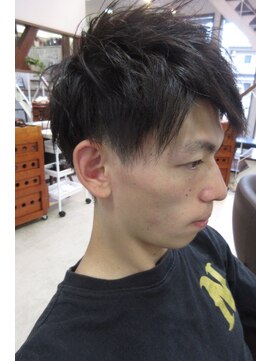 コアフィールフィス(COIFFURE fils) 束感ツーブロ×ダークアッシュ