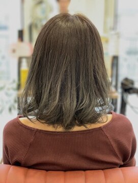 クアトログランシュ ひたちなか店(QUATRO×GranCieux) ゆるふわワンカール