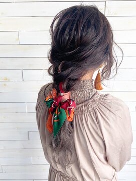 ラック 辻堂(LUCK) スカーフ×編みおろし