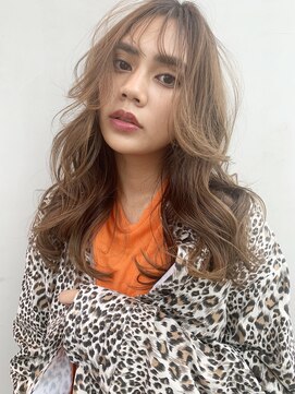 アルバム 銀座(ALBUM GINZA) 大人め無造作ロング_ウェーブパーマ耳かけ_76991