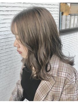 アーチ ブランチ 岡山北長瀬店(ARCH) プラチナベージュ