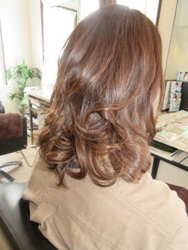 コア フィール ア デイ(COIFFURE A DAY) 【M3D見附今町】クーポンでお得