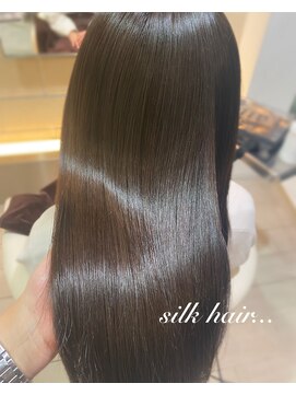 ニューラインギンザ(New-Line 銀座) ★廣中優奈★最高級の艶ロング ニュアンスカラー