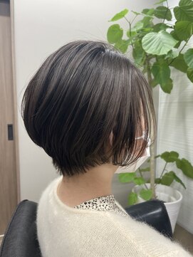 トエ(toe) ［toe松山］美シルエットな大人ショート/骨格矯正カット