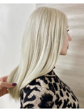 ヘアーアンドメイクアップ ケー インターナショナル 神楽坂(Ke' International) [神楽坂]外国人ブロンドヘア