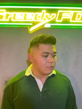 グリーディーフォックス 代々木(Greedy FOX) 束感/コンマヘア/アップバング/ツーブロックマッシュ/フェード