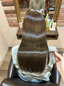 フェイバー 警固店(FAVOR) 髪質改善/縮毛矯正/ストレート/髪質改善トリートメント