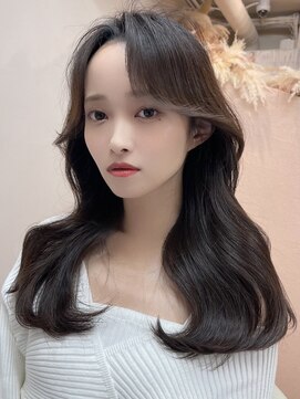 ユニ 原宿(uni) 大人気の韓国風くびれレイヤーカット/ヨシンモリ/エギョモリ