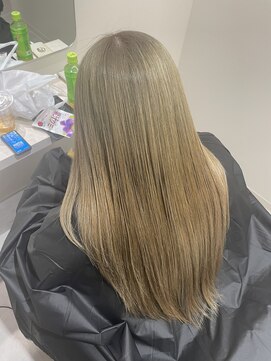 エミュ(emu) 【艶々ハイトーン】