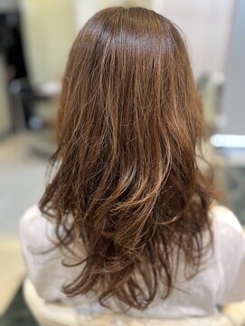 モア 下通店(MORE) フェミニンパーマ