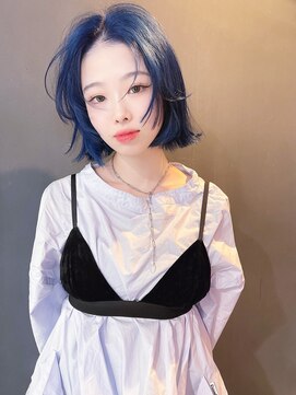 シリー(Silly) ネイビーカラー/ボブ/ボブウルフ/ブリーチカラー