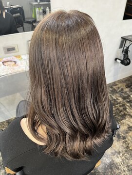 ミル(1001 mille) イルミナカラー/ブラウンカラー/ベージュ