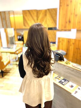 ビスフレア 平針店(biss flare) 重めレイヤーカット＋ブラウンカラー＋トリートメント