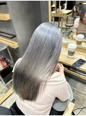 シルバーアッシュ|白っぽい透明感ハイトーン