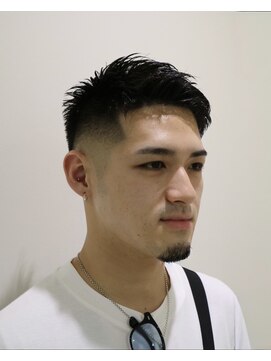 トリム 渋谷(trim.) サーフカール/刈り上げセンターパート/ブルーブラック[渋谷]