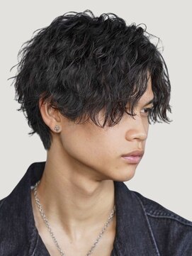 RETOUCH by fifth 大阪梅田 Men's salon 【4月13日NEW OPEN(予定)】 大阪梅田ツイストスパイラルパーマツイスパセンターパート強め