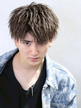 men's salon es. 新宿 メンズカット/メンズパーマ/メンズヘア【メンズサロン エス】 ニュアンスパーマ/波巻きツイストスパイラル[新宿/メンズ/men's]