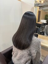 カミエ(kamie)&nbsp;透明感のあるブラウンロング×毛先まで潤う仕上がり