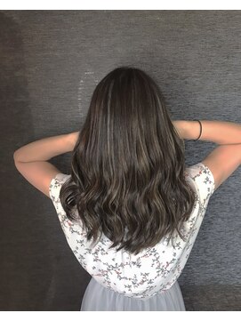 ジュエル(JEWEL) グレージュ系ハイライト