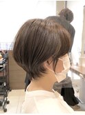 ひし形シルエットで小顔ショート
