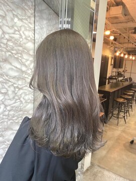 シエナ 渋谷(Siena) Siena ライトグレージュ×くびれロブ　20代30代 渋谷