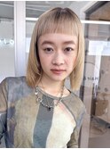ショートボブダブルカラーハイトーンハイライトケアブリーチ韓国