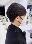 大人可愛い耳掛けマッシュショート