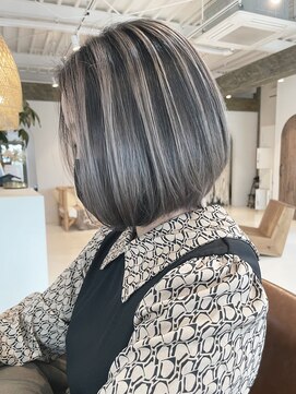 ラウレア(LAULEA) 白髪ぼかしバレイヤージュ２回目