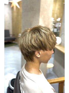 ターフタカサキディエル(TURF TAKASAKI D.L) ベージュカラー