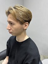 センターパート ニュアンスパーマ ブロンドカラー