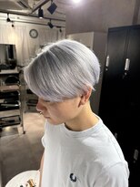 セレーネヘアー オオサカ 心斎橋店(Selene hair OSAKA) ホワイトブリーチ/シルバー/ハイトーン/メンズカット学割