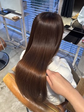 ヴィッカエコル (vicca 'ekolu) パーマ落とし/髪質改善ストレート/美髪ケア/ストレートパーマ