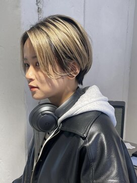 エイチ(811) ショートカットショートボブショートヘアミルクティーベージュ