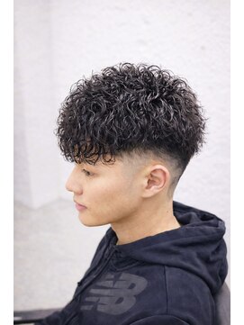 メンズ ラピス(Men's Lapis) スペインカール