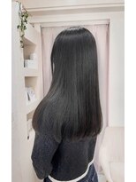エレノア 梅田 大阪駅前第4ビル店(Eleanor) 【菜菜】ボリューム収まる酸性ストレート / オリーブグレージュ