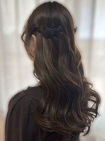ビューティシモ 川越(Beautissimo) ハーフアップ ゆる巻き ロング イベント 推し活 ヘアセット