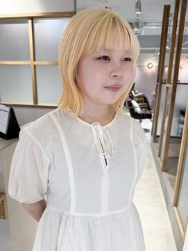 ラミエ バイ メルト 吉祥寺(lamie by melt) 久保田)切りっぱなしぷつっとボブブロンドヘアくびれヘア