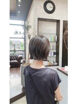 アールトゥーヘアー(art To Hair)&nbsp;白髪ぼかしハイライト外ハネボブ