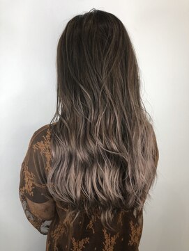 チェレ ロッソ 金剛店(Chere rosso) リラクシーミディ×バレイヤージュ