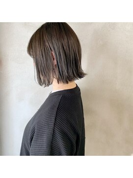 ミント(mint) 暗髪グレーで赤み除去！