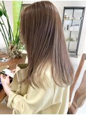 くびれミディブリーチなしミルクティーベージュカラーハイライト