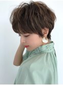 La CARO 大人可愛い束感ショート　ベージュ×ハイライトby市橋