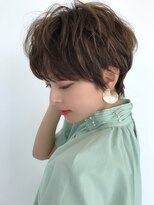 ラカーロ(La CARO) La CARO 大人可愛い束感ショート　ベージュ×ハイライトby市橋