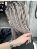 バレイヤージュ　シャドウルーツ　ホワイトアッシュ