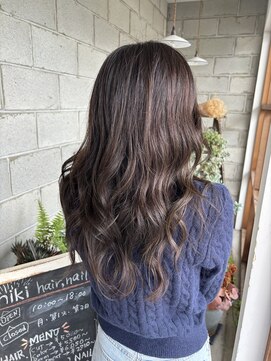 ニキ ヘアー ネイル 子安店(niki hair, nail) カーキブラウン