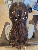 エヌアンドエーコンティ(N&A CONTi) お呼ばれヘアアレンジ ハーフアップ/結婚式成人式卒業室入学式