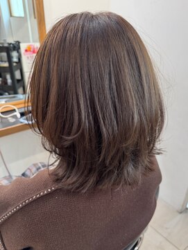 ナループロアツム(Nalu pu loa Tsum) マットアッシュカラー/レイヤーミディアム/くびれレイヤー